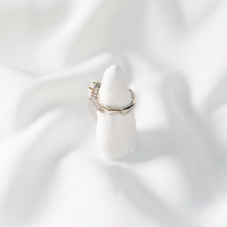 White Agate & Cubic Zirconia Ring – Elegant Statement