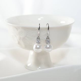 S925 Silver Classic Austrian Zircon Square Cut Bright Pearl Stud Earrings