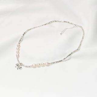 Dainty Silver Pearl Bow Necklace – Minimalist Freshwater Pearl Choker, Elegant Gift Jewelry for Women