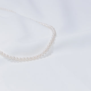 Minimalist 4mm Pearl Necklace with Magnetic Clasp