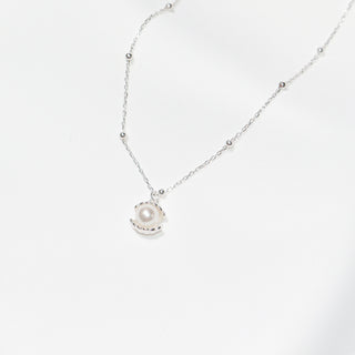Dainty 925 Sterling Silver Pearl-in-Shell Pendant Necklace