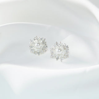 Dandelion Stud Earrings with Pearl & Zircon - 925 Silver