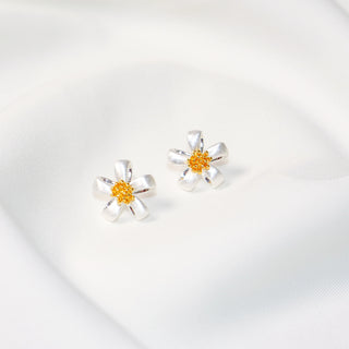 Sterling Silver Stud Daisy Flower Stud Earrings with Gold Centre