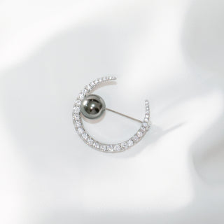 Moon Brooch with Pearl & Zircon – Vintage Silver Pin