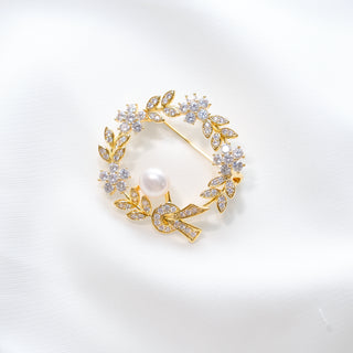 Freshwater Pearl Floral Wreath Brooch with CZ, Gold Tone Pin