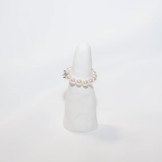 Freshwater Pearl with Cubic Zirconia Center Stretch Ring – White & Grey