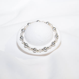 Gray & White Pearl Beaded Stretch Bracelet with Sterling Silver Accents