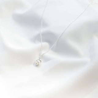 S925 Sterling Silver Pearl Pod Necklace